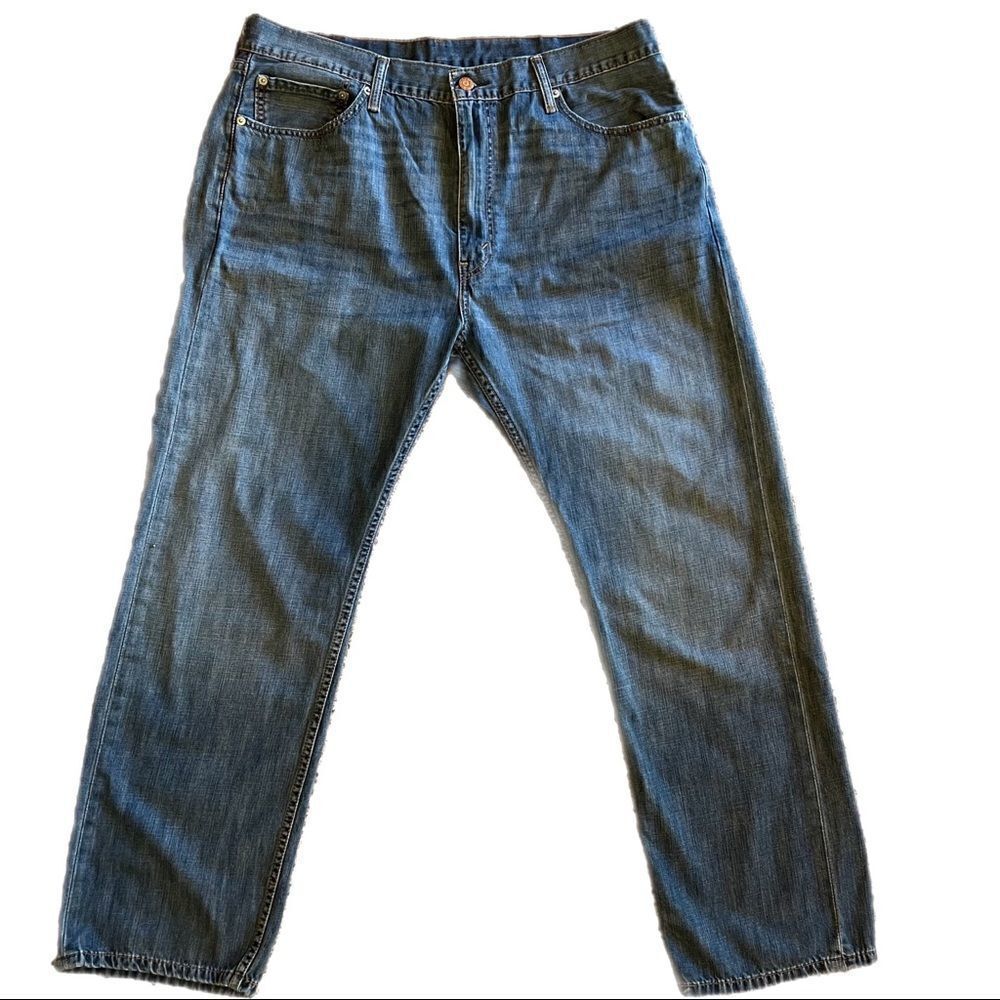 Levi’s 505 Jeans. Regular Fit. Lighter Wash. Broken In Already!! Sz 38/30. EUC!